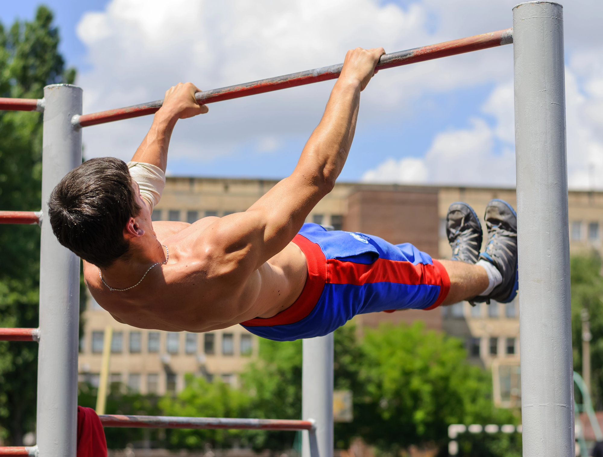 Nov park s street workout napravami za vadbo